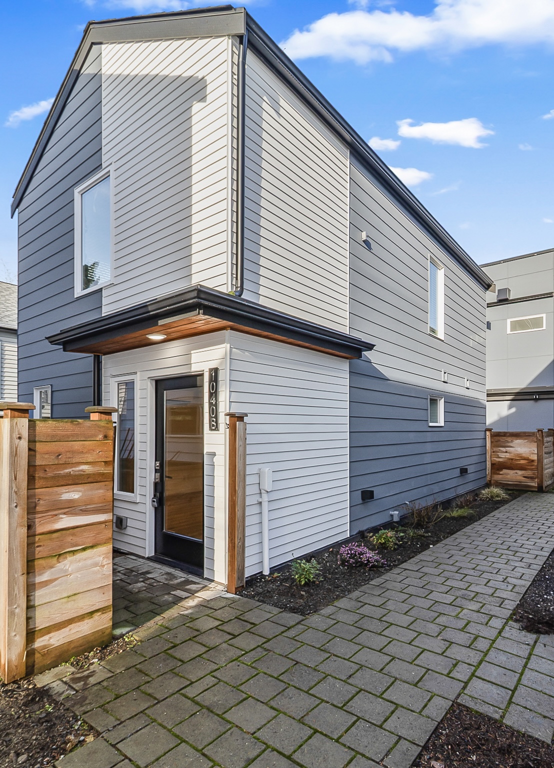 1040B South Donovan Street - 1